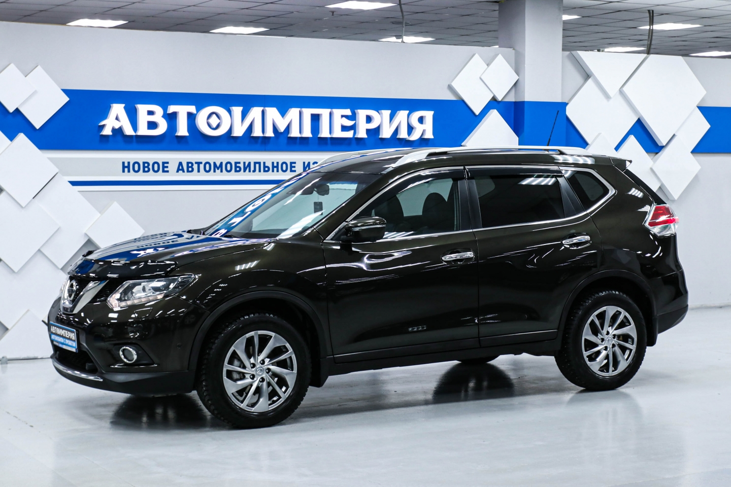 Автосалон АвтоИмперия | Nissan X-Trail